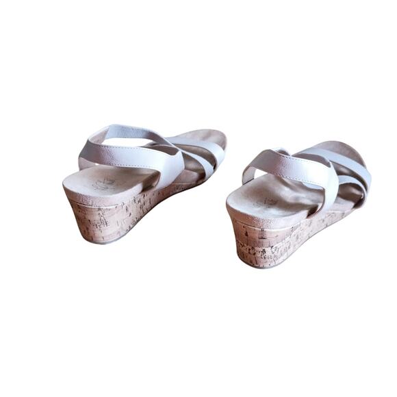 Life Stride Soft Soles Women 10W Beige Strappy Stretch Comfort Wedge Heel Sandal - Picture 5 of 11